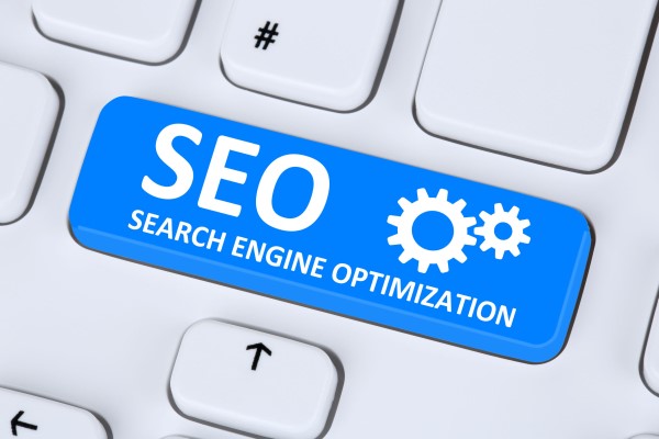 如何衡量一个网站的 SEO 优化效果及标准是什么？